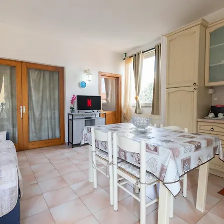 Apartment Ad House 2 Olbia